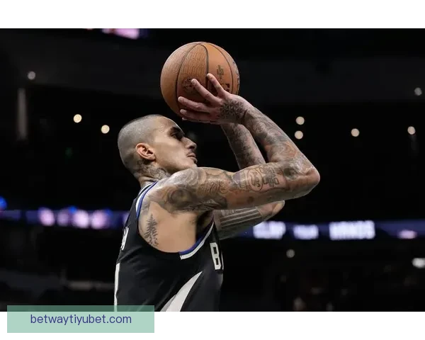 祖巴茨谈被交易后感受：过去八年快船是我篮球世界的全部